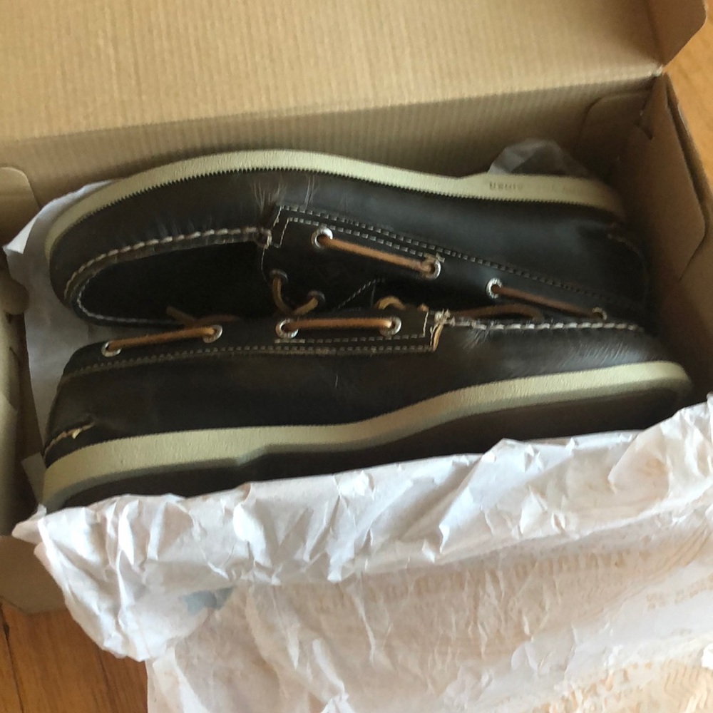 Sperry Topsiders